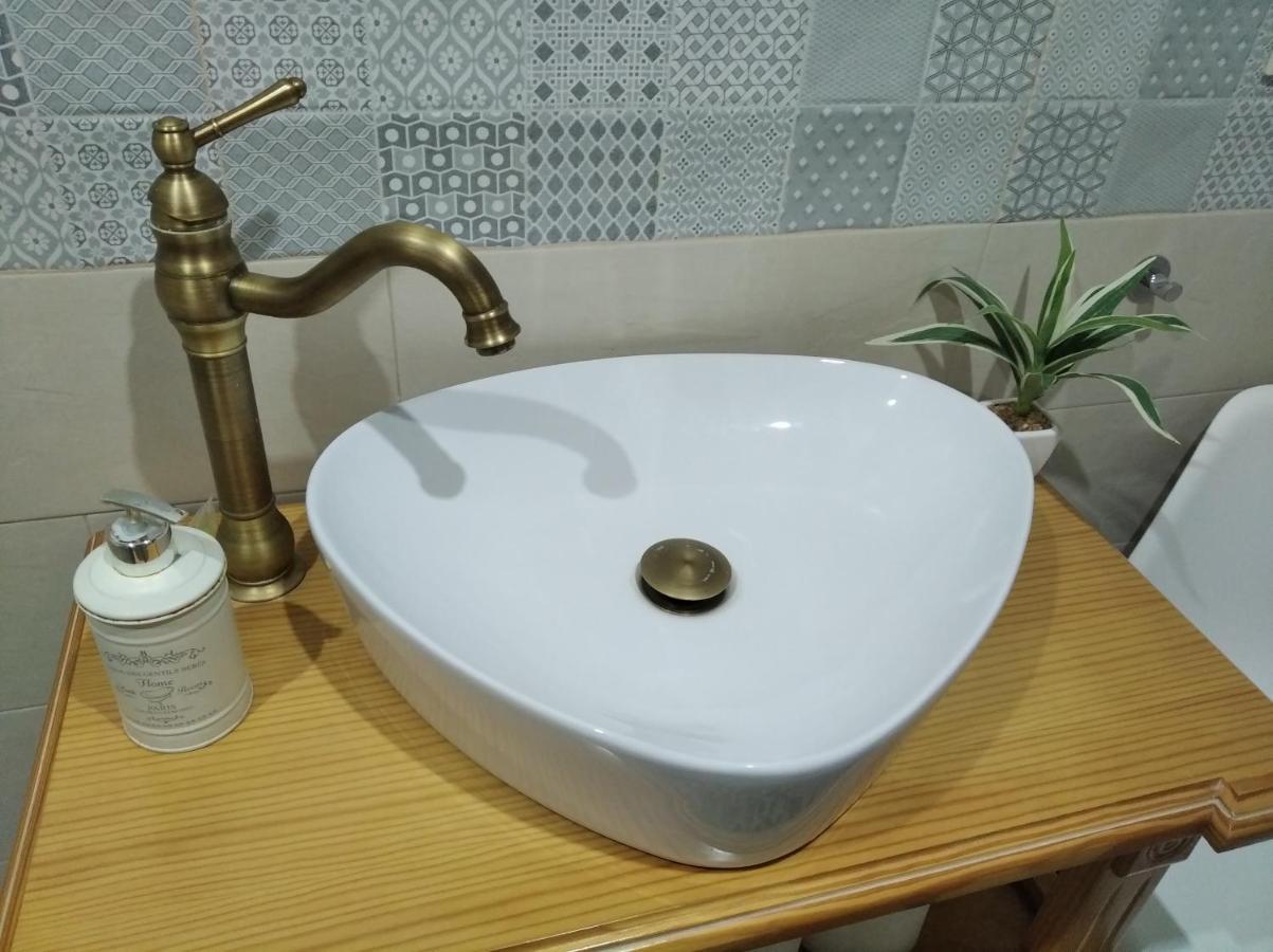 Guesthouse Jazmines Mozarabes # Wifi Baena Esterno foto